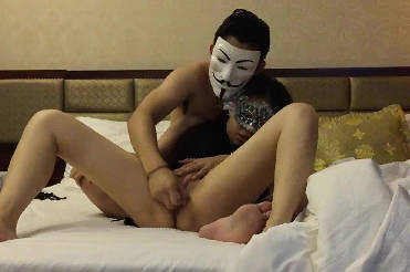 骚货人妻酒店约会被操