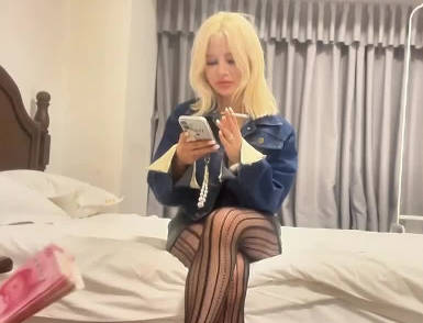 约了个金妇碧眼的俄罗斯小姐姐-小浪