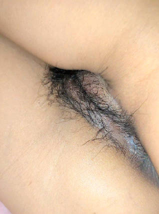 一大早把鸡巴插进妈妈屄里面泡澡