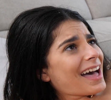 Angel Gostosa - Poolside Temptation