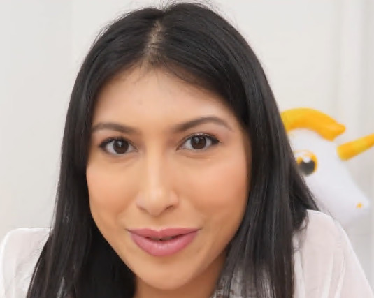 Penelope Woods - Fuck A Fan