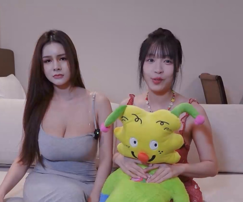 东莞十八招讲解全公开 解密风俗服务天花板 MNSC-MB-079 苏畅 张芸熙