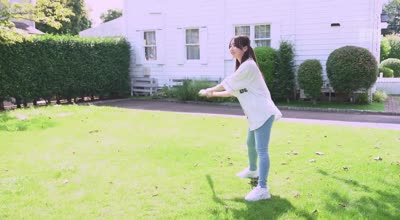 MIFD-513 新人 脱いだら凄い美尻！性欲強めのへそ出しイマドキ女子AVデビュー！ 飯豊みる