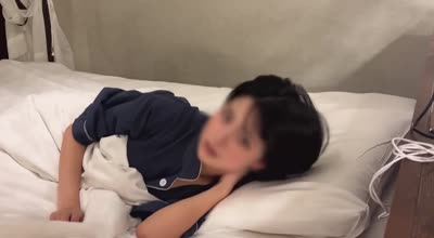 FC2PPV-4829839-在星巴克做模特的大学生