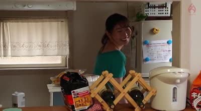 HEZ-812 閉経寸前の子宮にドバドバ中出し。本気恋愛している人妻と大学生の5ヶ月間ラブラブ子作り不倫記録