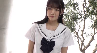 MUDR-298 可愛い八重歯と制服のきみ。 無垢 164cmパイパンスレンダー美少女 AV DEBUT 松山みなみ