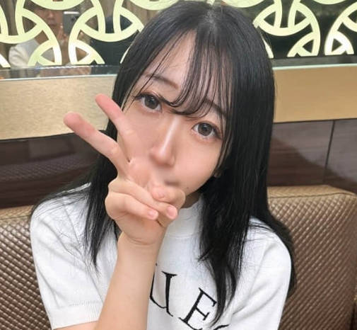 FC2PPV-4602128 身高164cm的日本美女