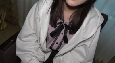 FC2PPV-4222654金钱困窘的低落酱