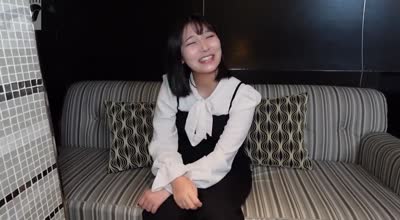 FC2PPV-4584825在呼叫中心工作的G罩杯整洁女人