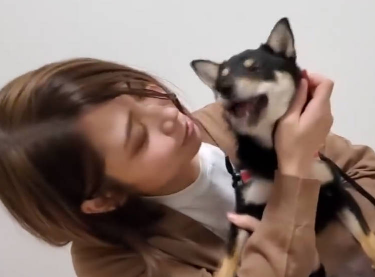 FC2PPV-1527312与白皙H罩杯女孩的秘密禁忌家庭约会