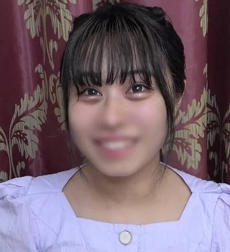 FC2PPV-4661662 一个开朗纯真的学生