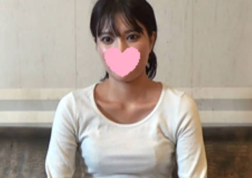 FC2PPV-4616528 一位20多岁的漂亮电视台工作人员