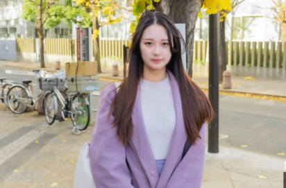 FC2PPV-4311676美丽故看起来不像18岁