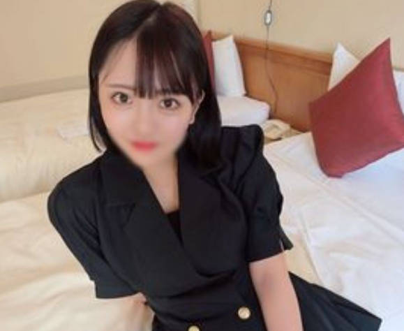 FC2PPV-4762100G罩杯21岁辣妹