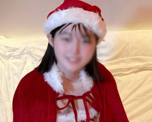 FC2PPV-4598639 一名住在东京的大学生