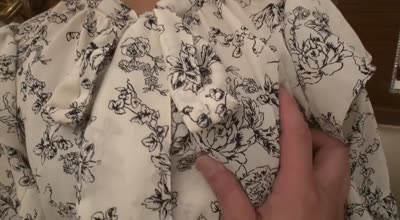 FC2PPV-4583296JD20岁女大学生疯狂高潮&middot;初尝巨根深插