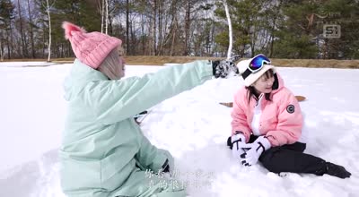 SONE-801-滑雪场上的发春少女-村上悠华