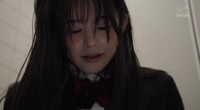 IPZZ-692-制服可爱女孩痴迷于偶像级沉迷于公开高潮的羞耻和快感-山田鈴奈