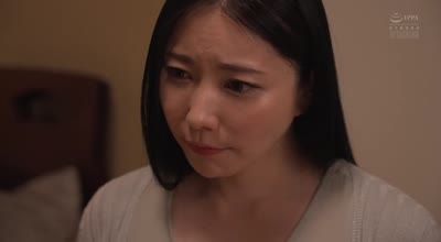 SAME-191在女儿面前像母狗般被激烈抽插-七海ティナ 永野鈴