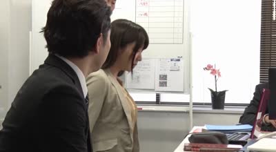 ATID-366极品OL加瀨七穗湿润的连裤袜